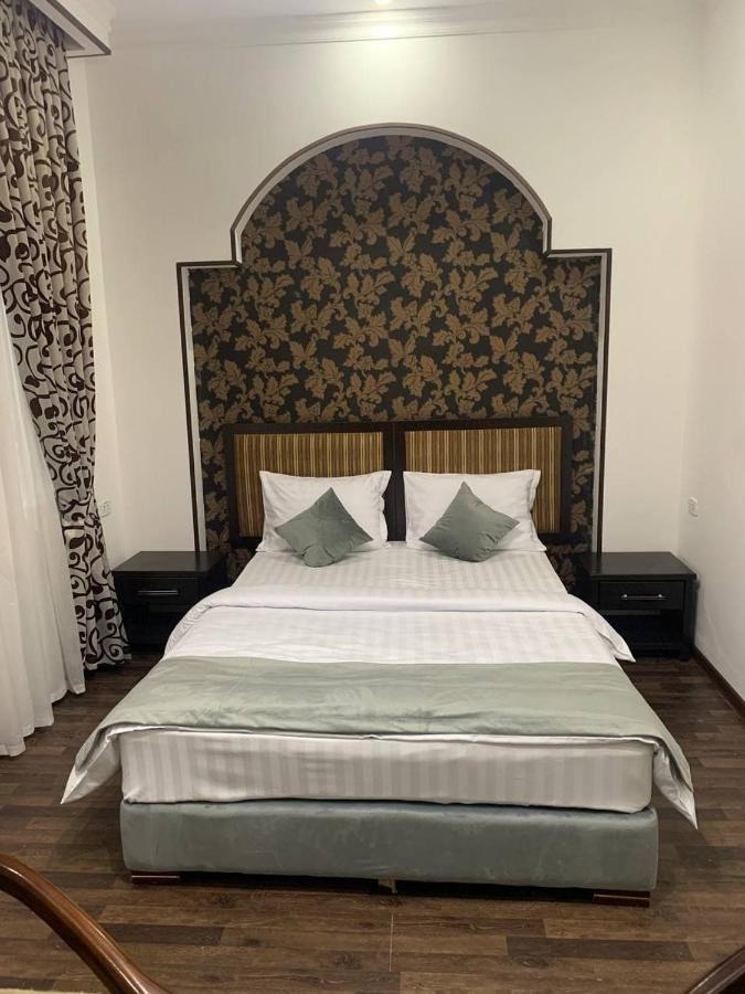 Ikan Registon Hotel Samarkand Eksteriør bilde
