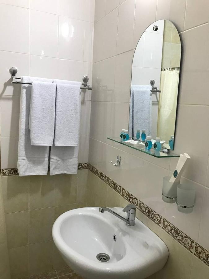 Ikan Registon Hotel Samarkand Eksteriør bilde