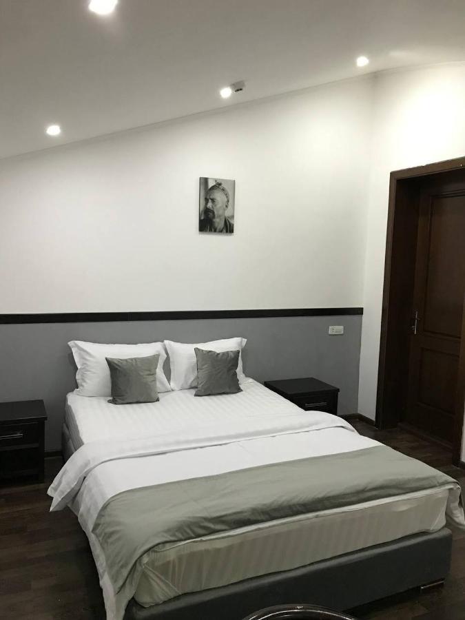 Ikan Registon Hotel Samarkand Eksteriør bilde