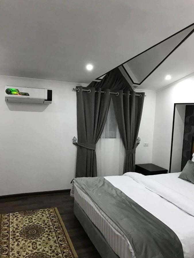 Ikan Registon Hotel Samarkand Eksteriør bilde